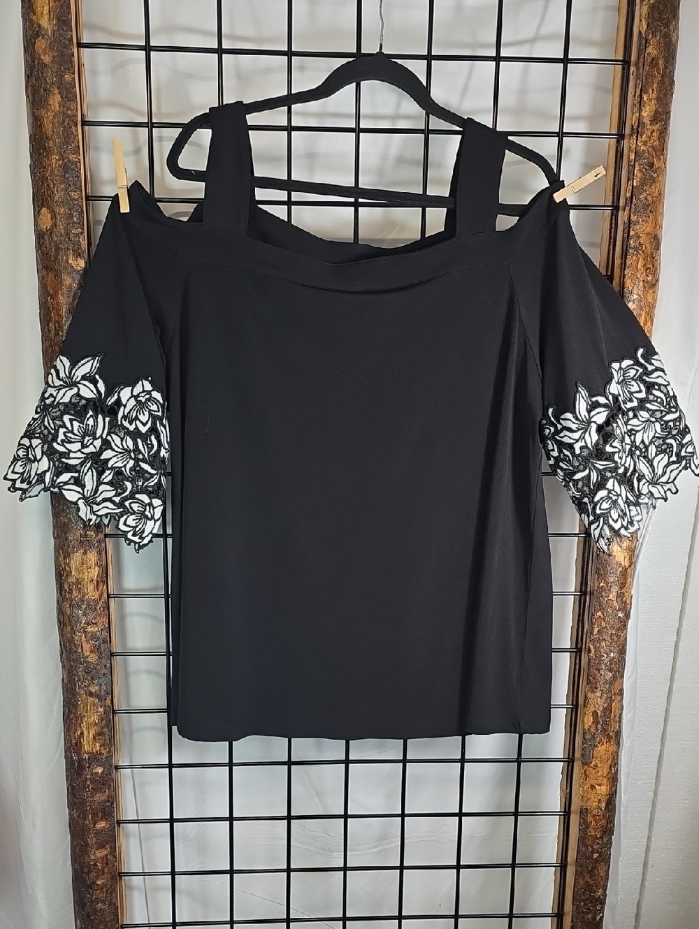 Black Cold-Shoulder Blouse with White Floral Sleeve Embroidery